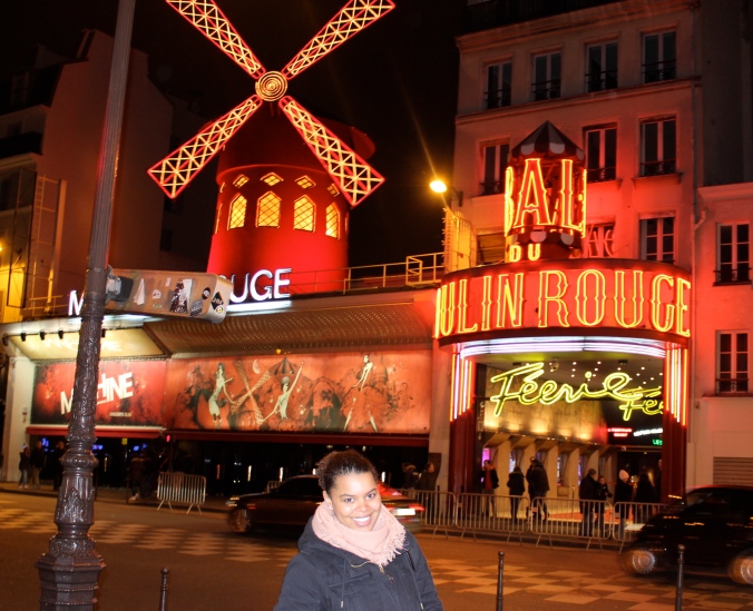 Moulin Rouge / Hilton Azubi Malika in Paris